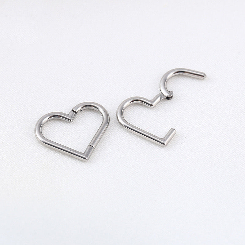 BEST Heart Shape Thickness Segment Piercing Ring-Stainless 