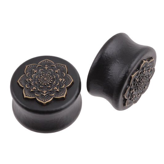 Black Wood Datura Ear Gauge