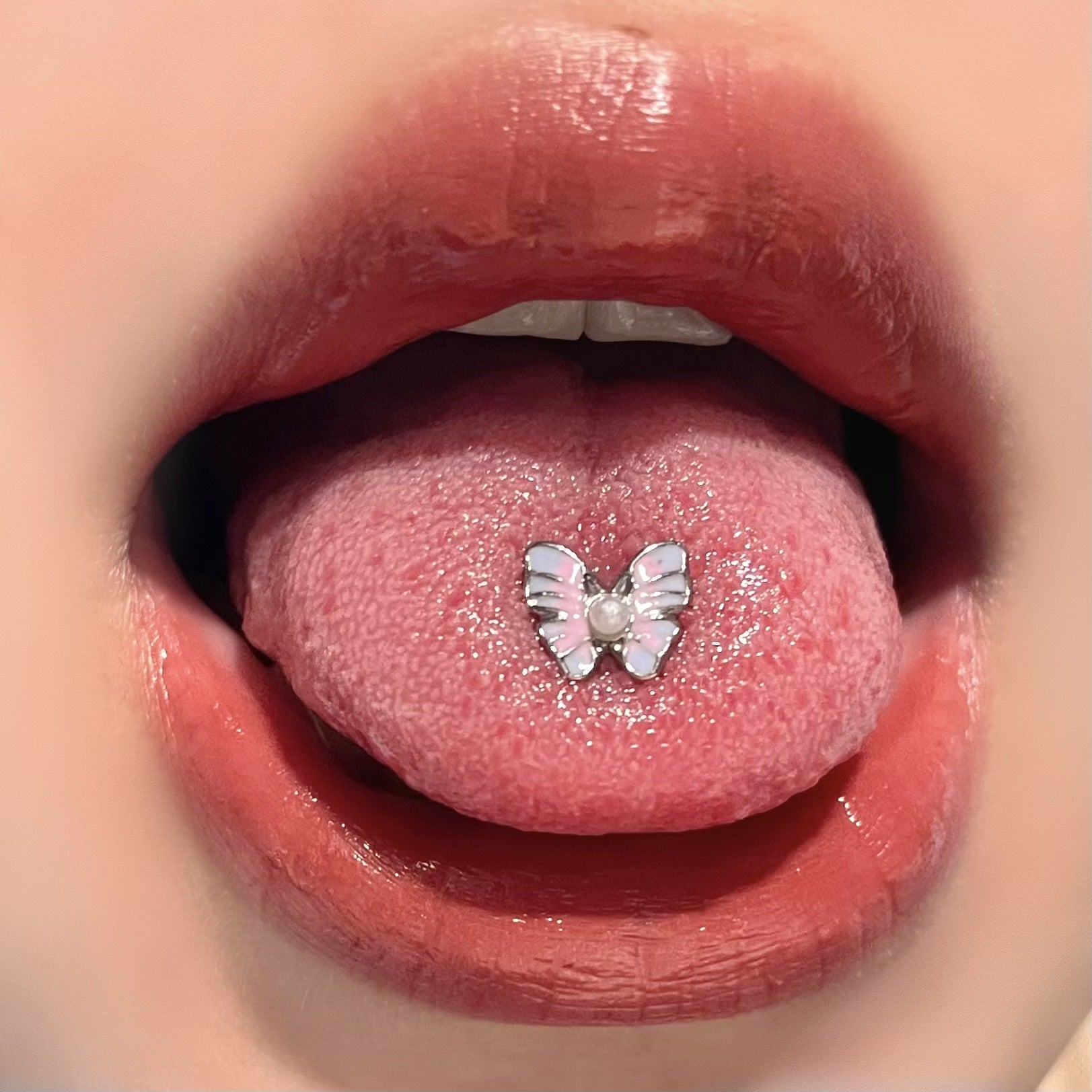 Double Colors Pearl Butterfly Tongue Ring